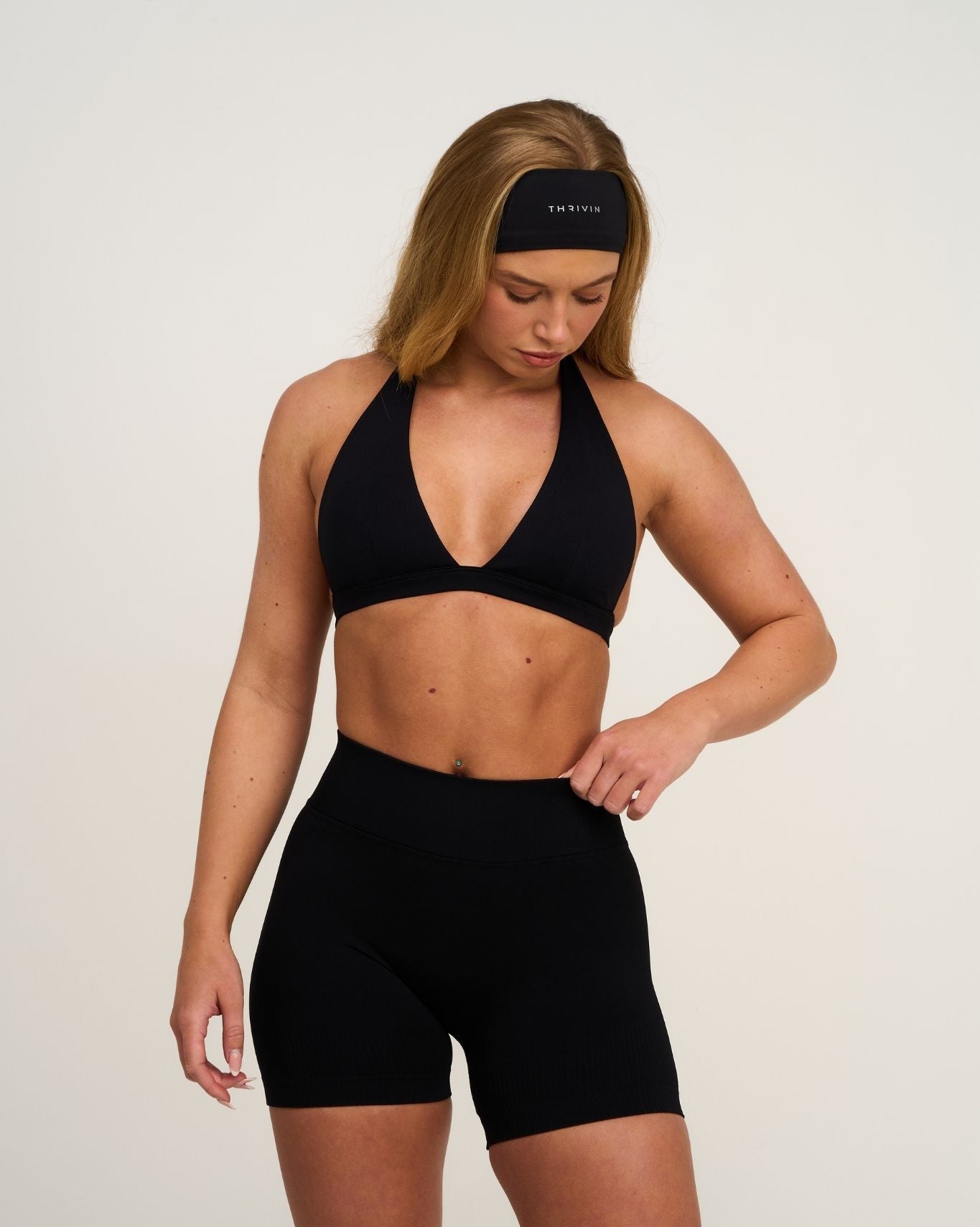 Elevate™ Sculpting Seamless V-Neck Halter Bra | Black