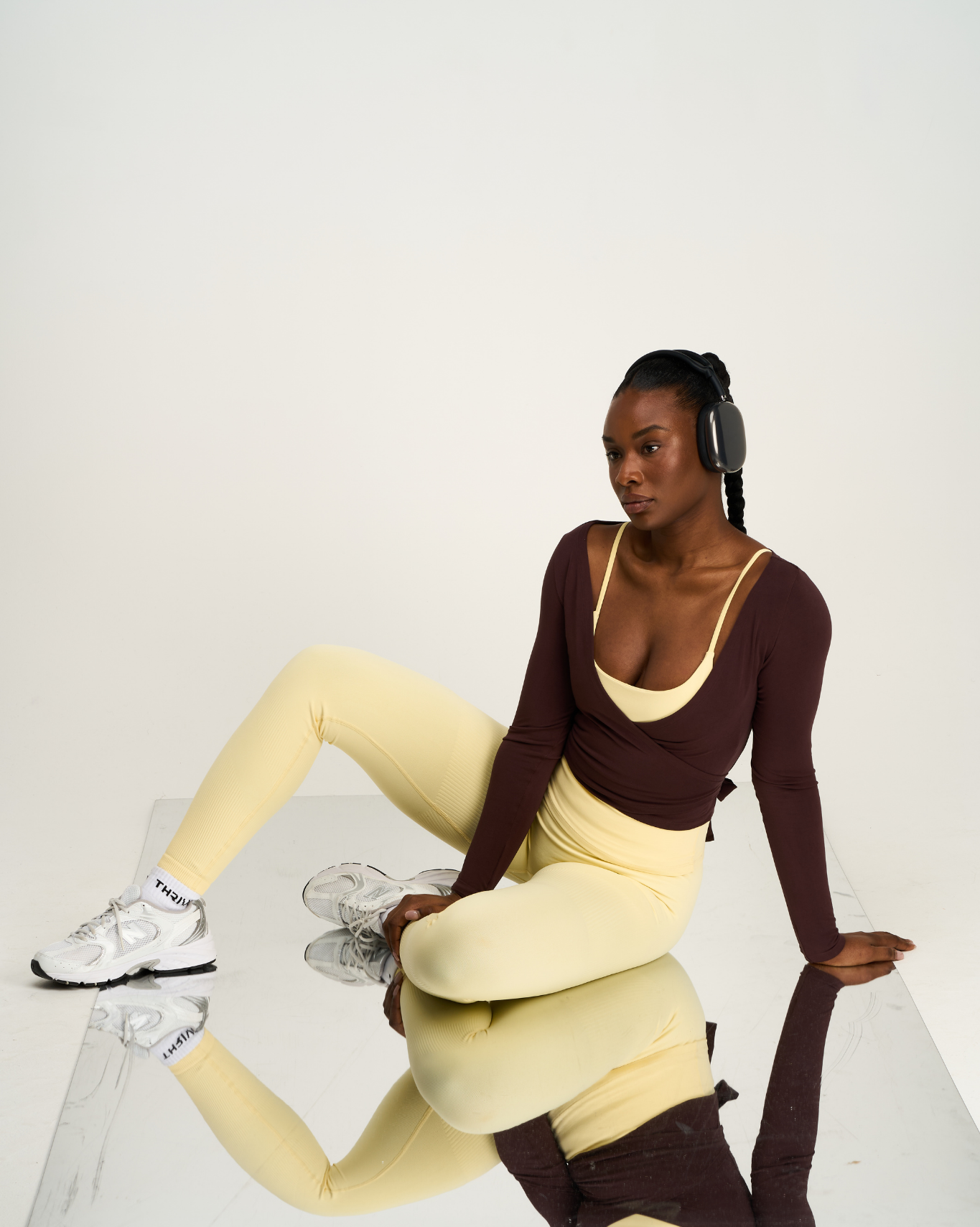 Elevate™ Sculpting Mid Waist Scrunch Leggings | Golden Butter