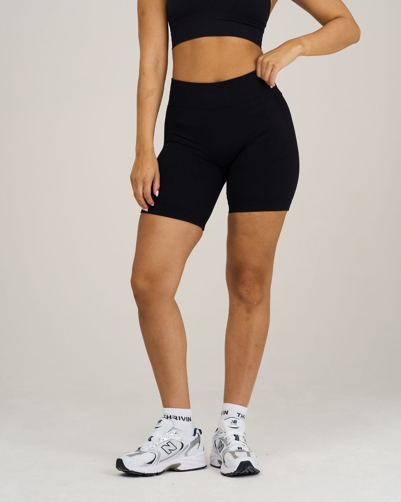 Elevate Ribbed Contour Shorts | Night Black