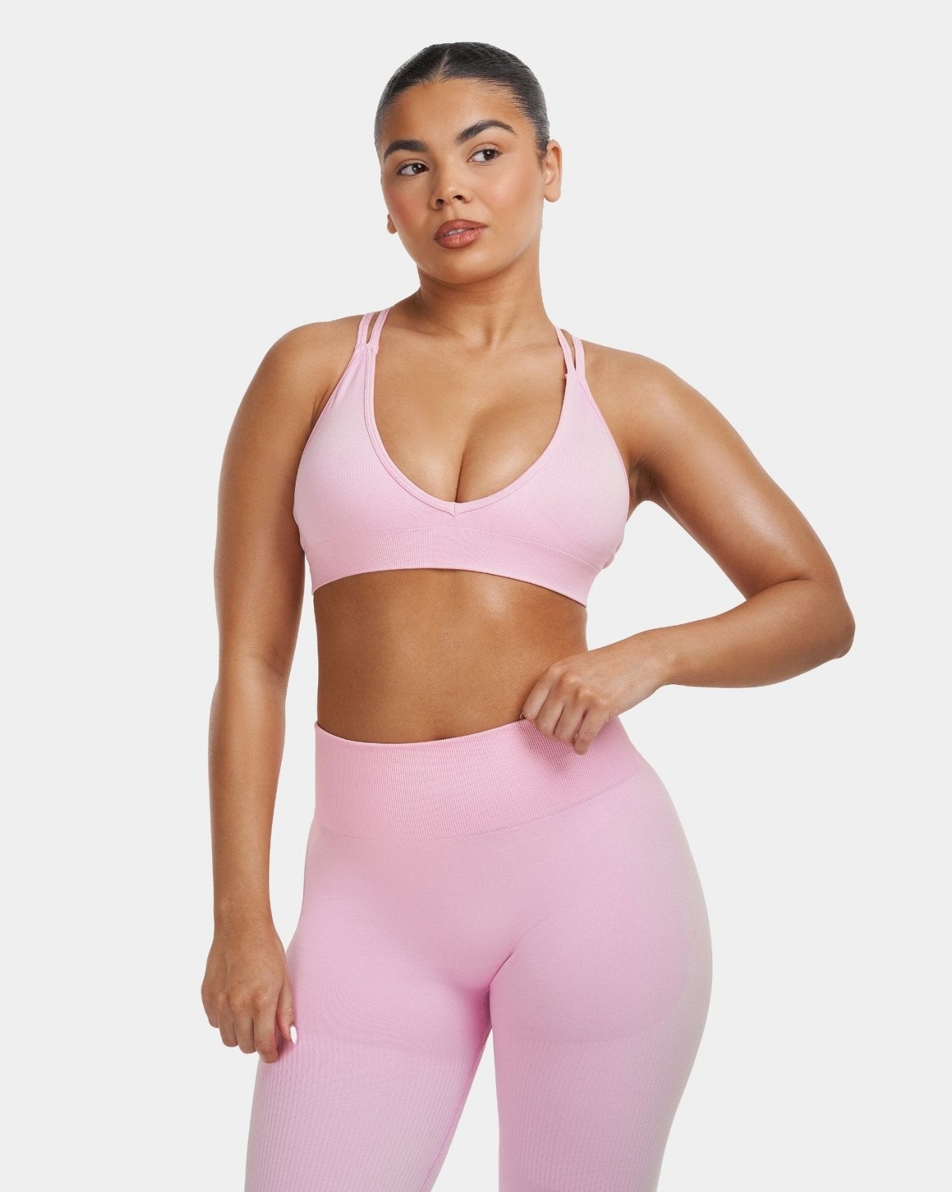 V-Neck Sculpt Seamless Bra | Pilates Pink