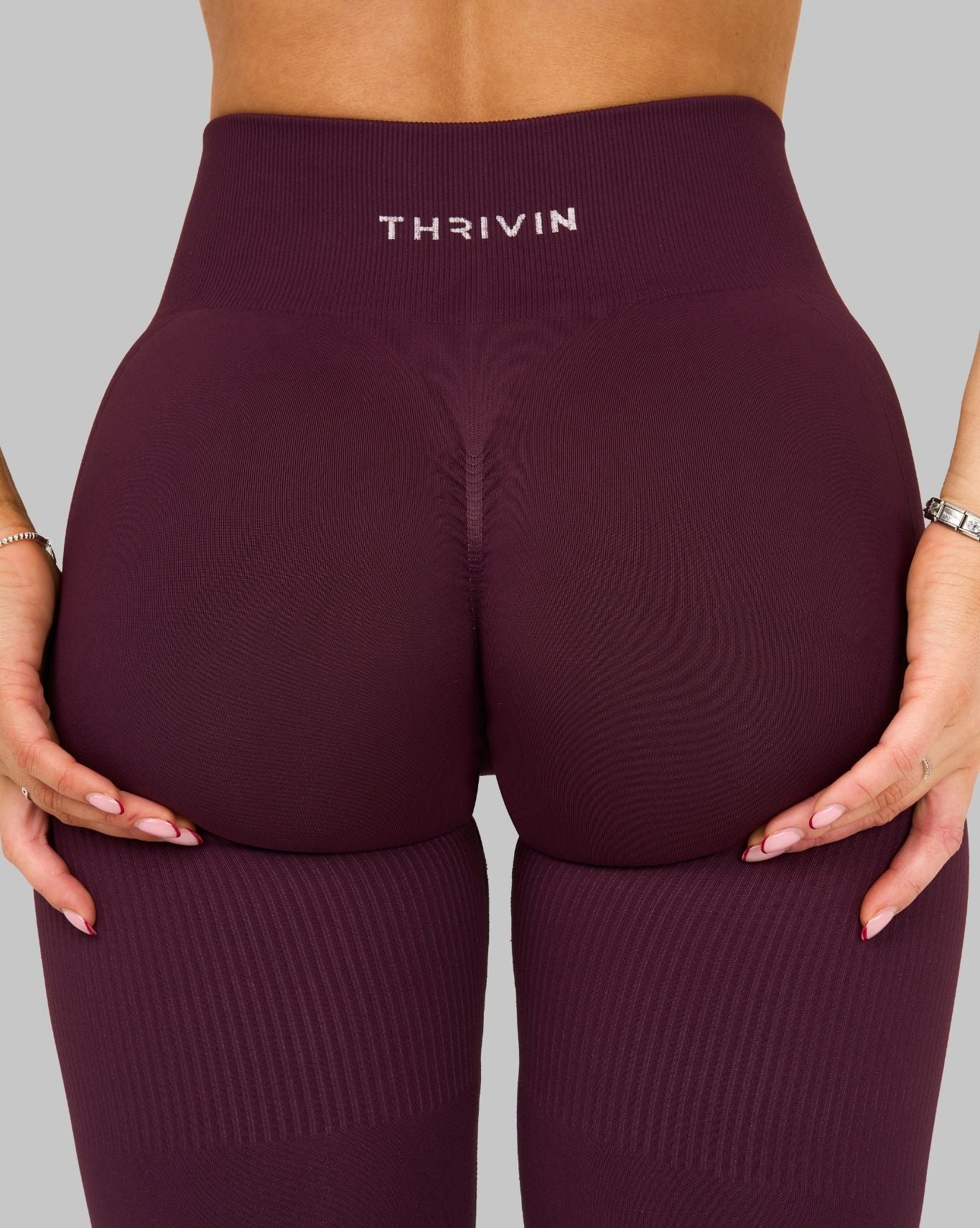 Elevate™ Ribbed High-Waisted Contour Leggings | Winter Plum