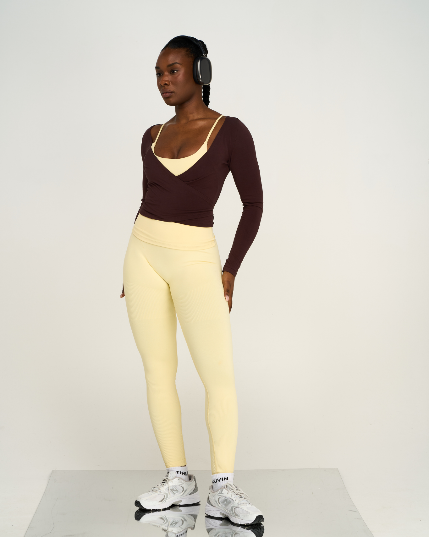 Elevate™ Sculpting Mid Waist Scrunch Leggings | Golden Butter