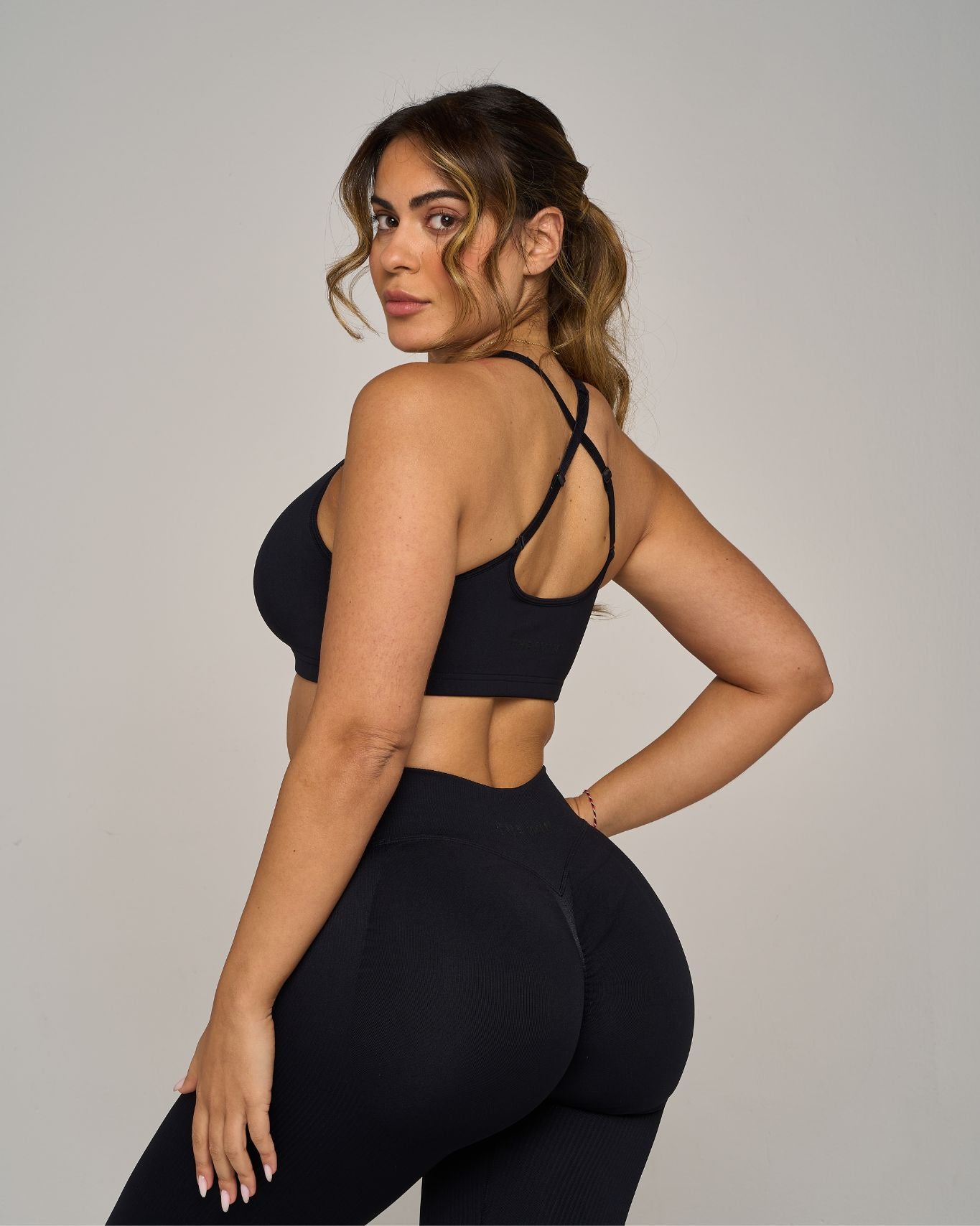 Chiara Sweetheart Impact Bra | Pure Black