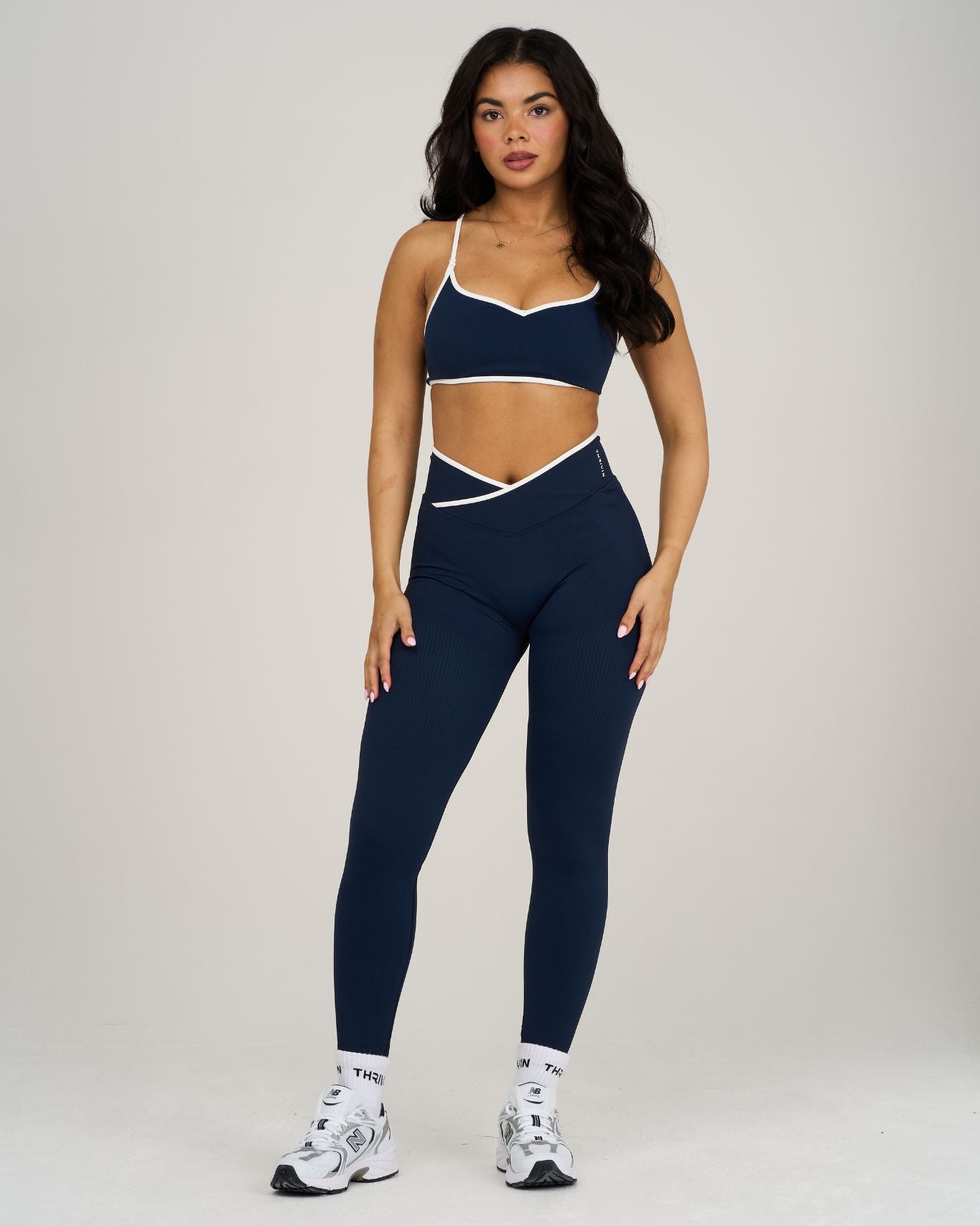 Outline V Waist Leggings | Midnight Navy