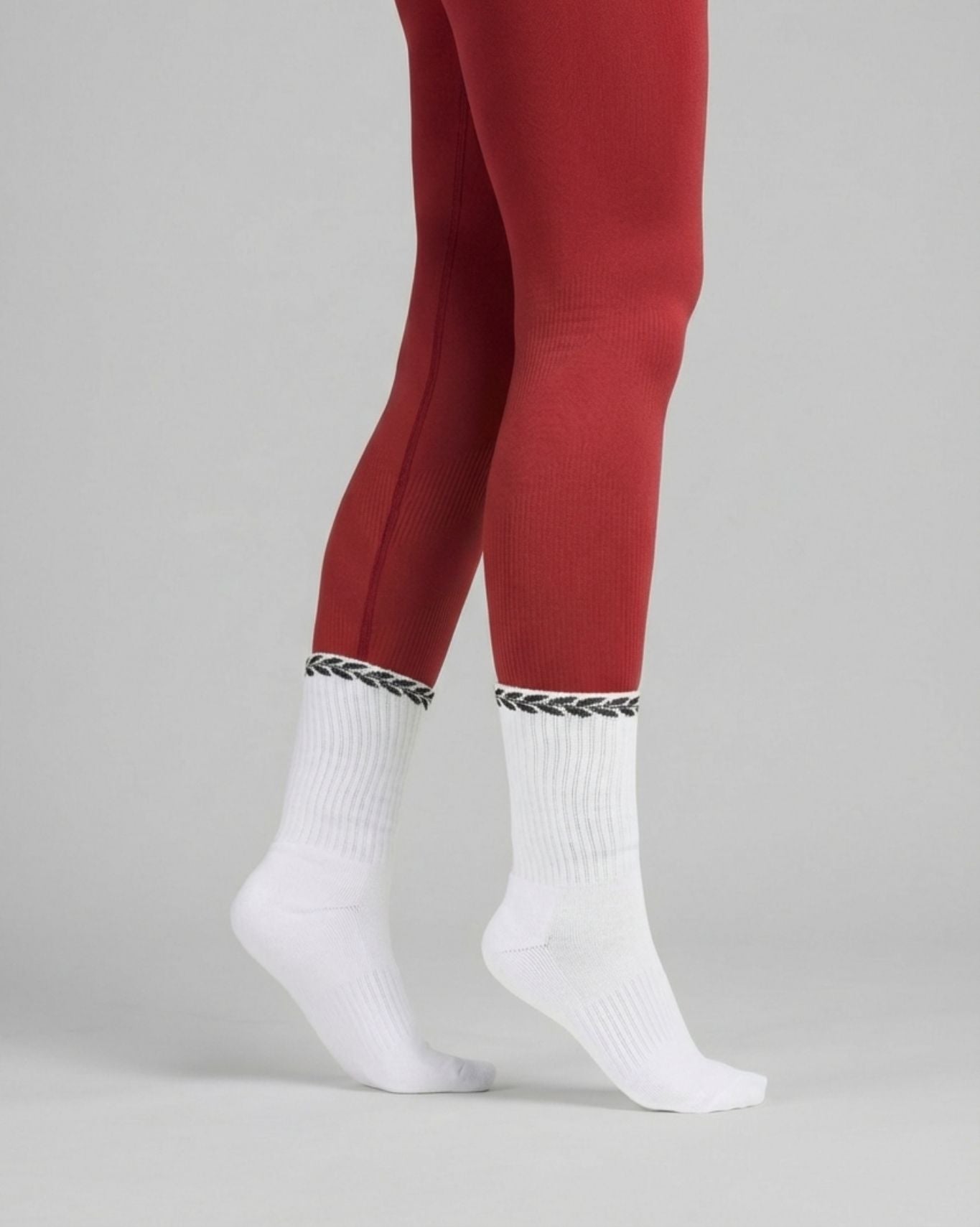 LEAVES Silk Socks | White