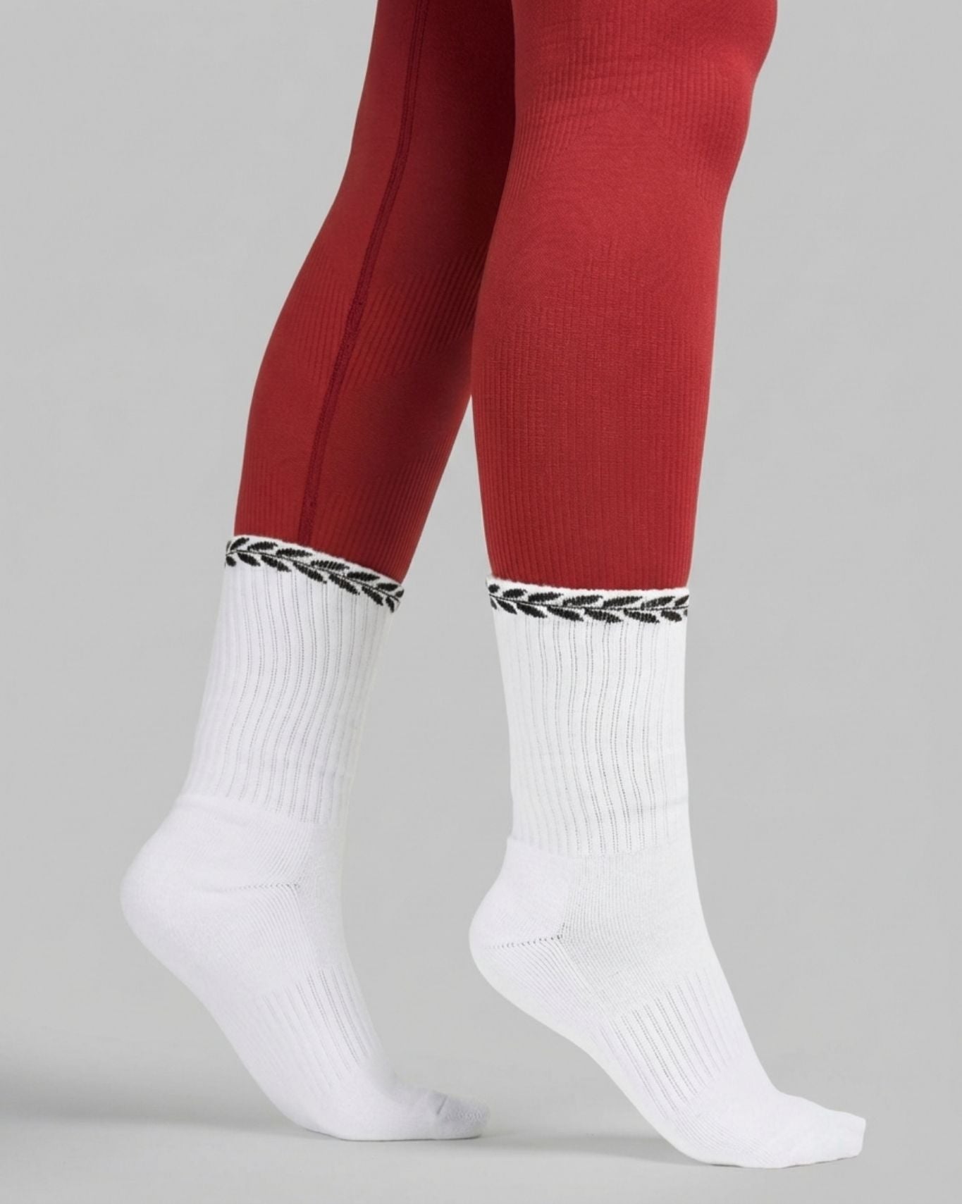 LEAVES Silk Socks | White