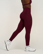 Elevate™ Ribbed Mid-Waisted Contour Leggings | Merlot