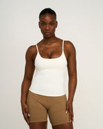 Elevate™ Sculpting Seamless Scoop Neck Cami | Cream