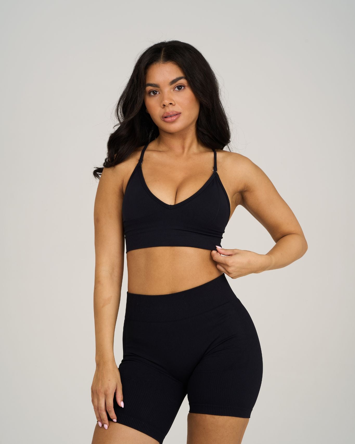 Elevate Multi-Way Sculpt Seamless Bra | Night Black