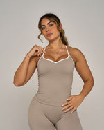 Outline Sweetheart Tanktop | Latte
