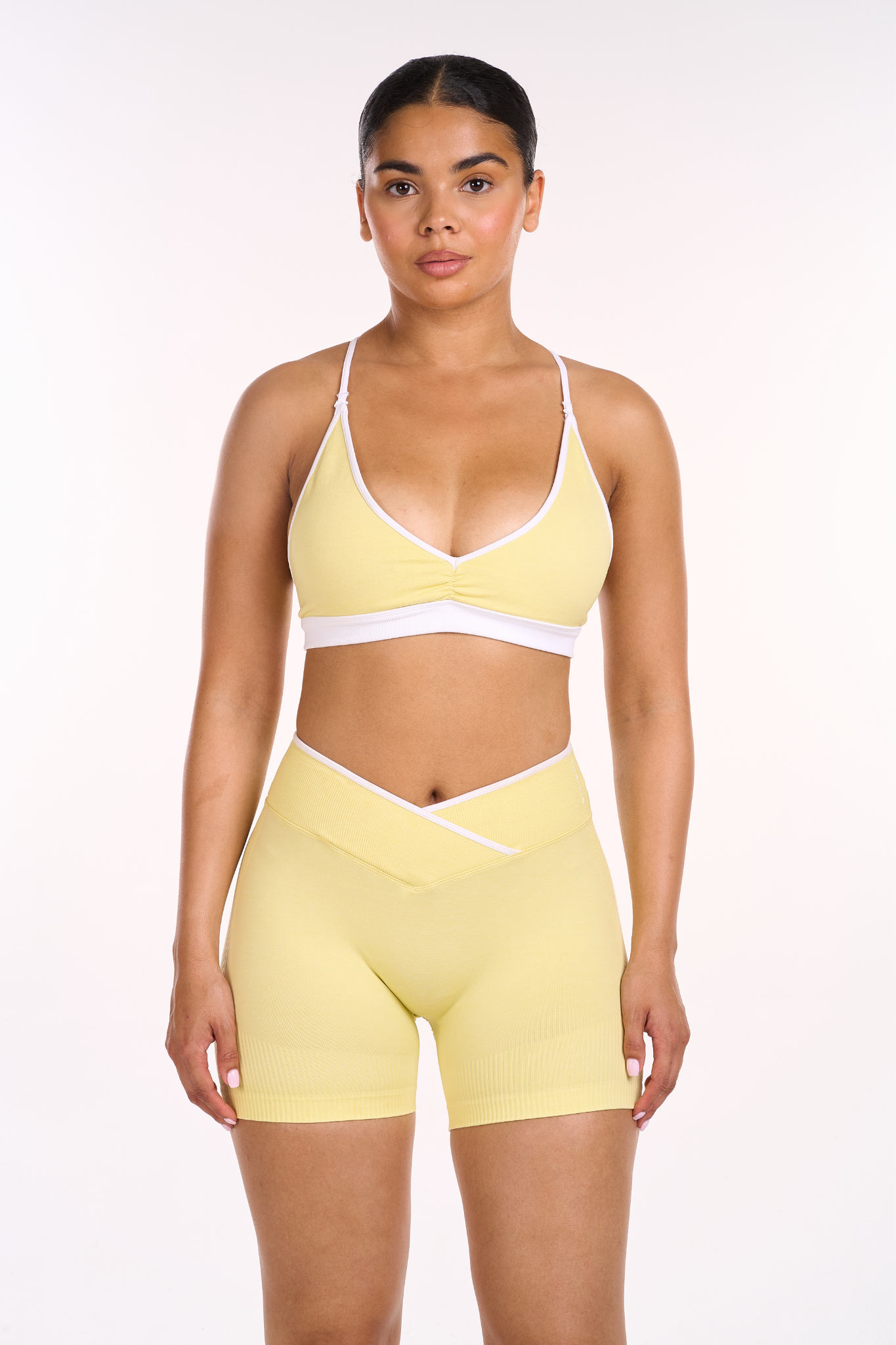 Multi-Way Rewind V-Edge Bra | Yellow