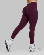 Alex is 168cm and wears size S.