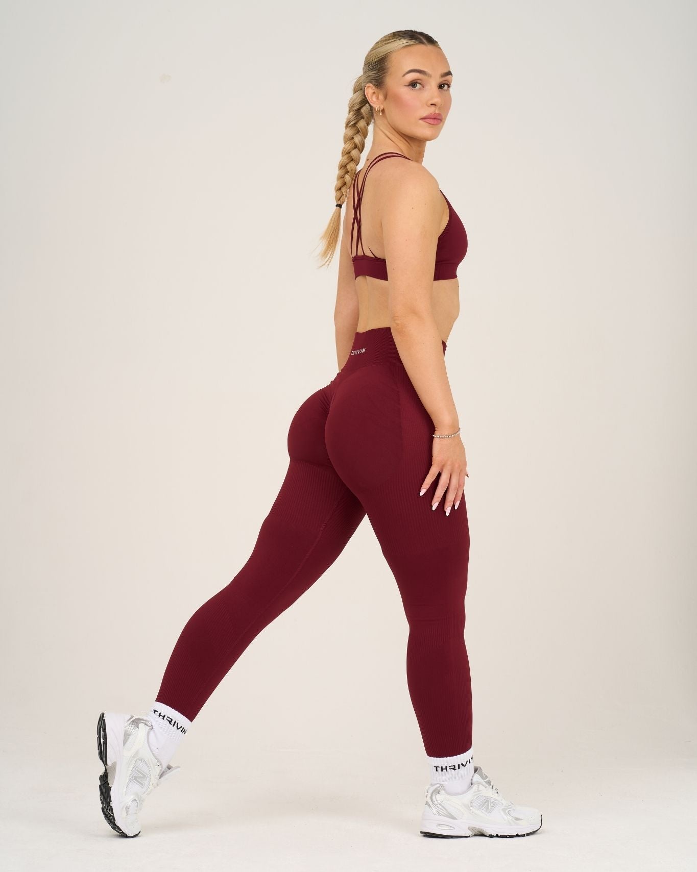 Elevate Ribbed High-Waisted Contour Leggings | Fine Wine