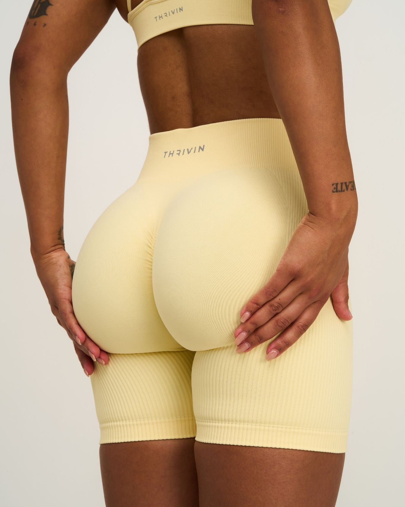 Elevate™ Ribbed Mid-Waisted Contour Shorts | Golden Butter