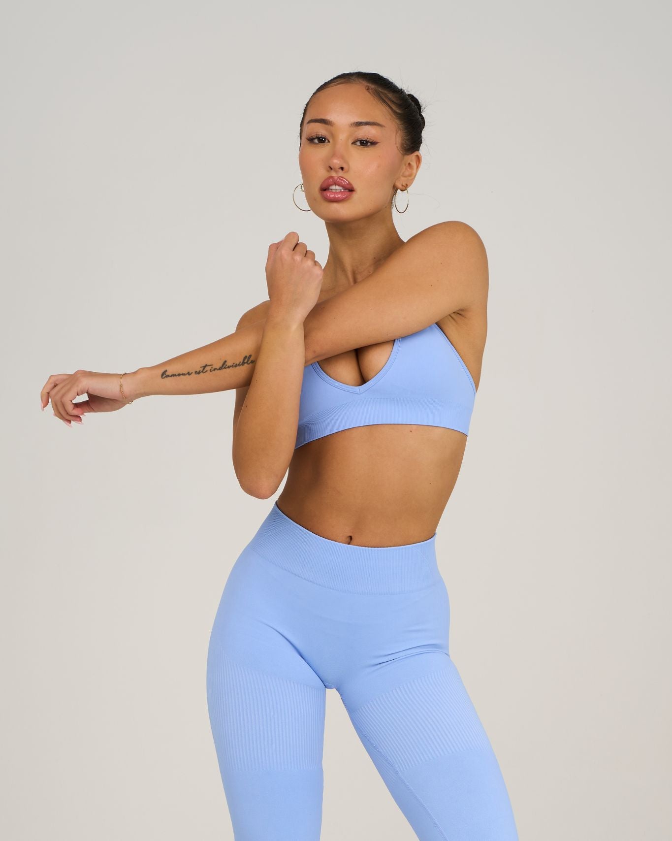 Chiara V-Neck Sculpt Seamless Bra | Glacier