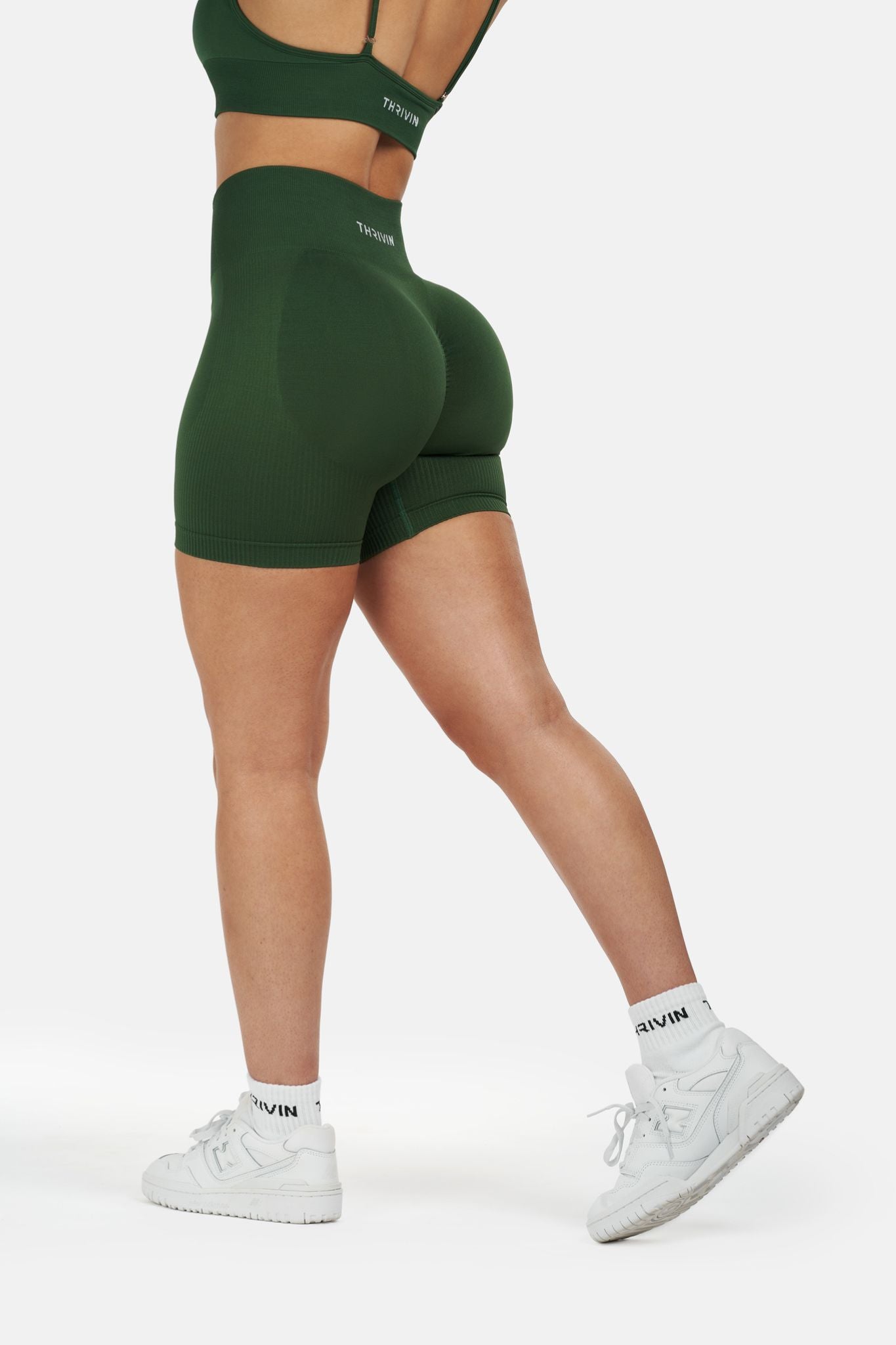 Seamless Sculpt Ribbed Contour Shorts | Palm Green