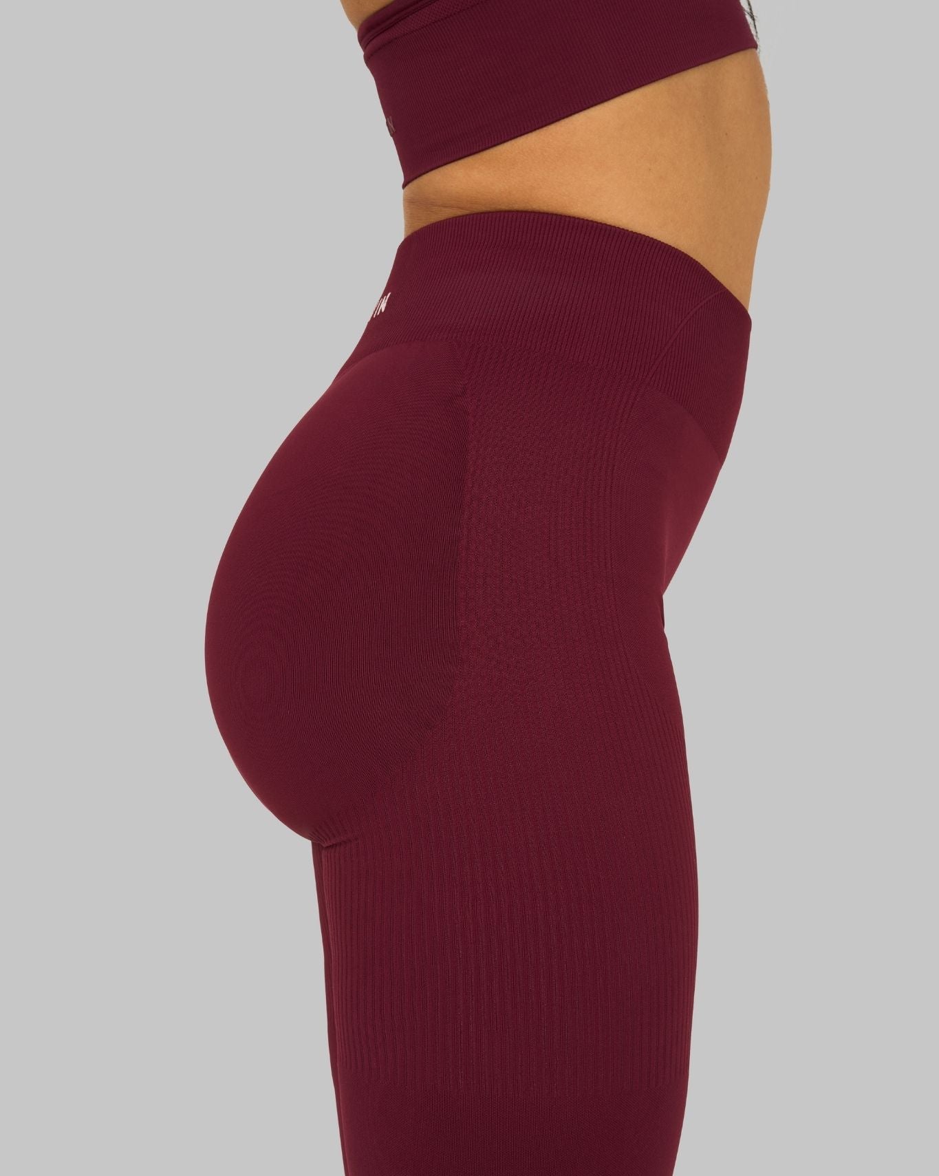 Elevate™ Ribbed Mid-Waisted Contour Leggings | Cranberry