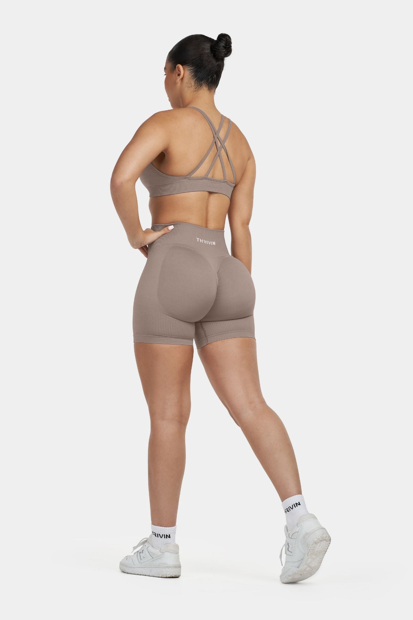 Arise - Seamless Sculpt Ribbed Contour Shorts - Khaki