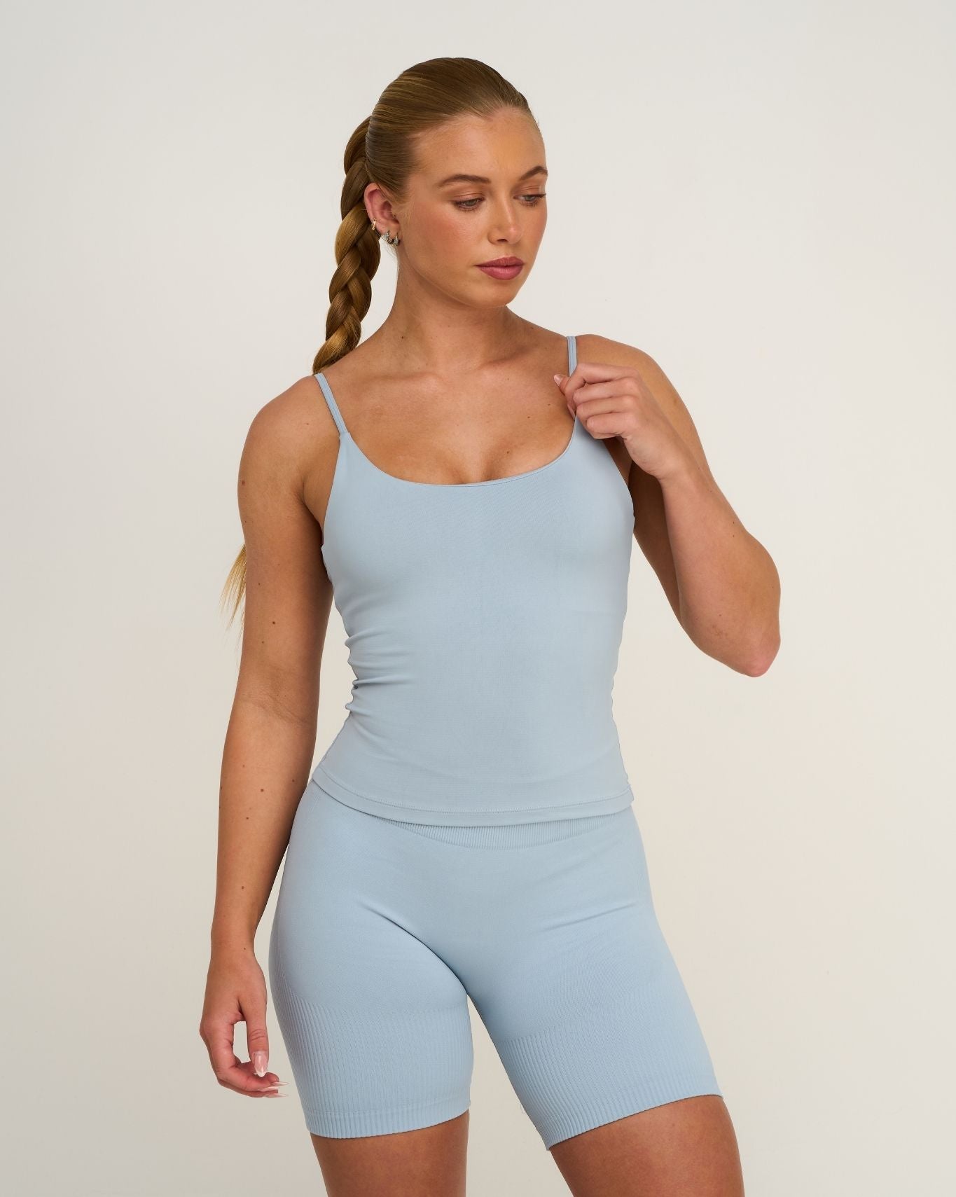 Elevate™ Sculpting Seamless Scoop Neck Cami | Blue Haze