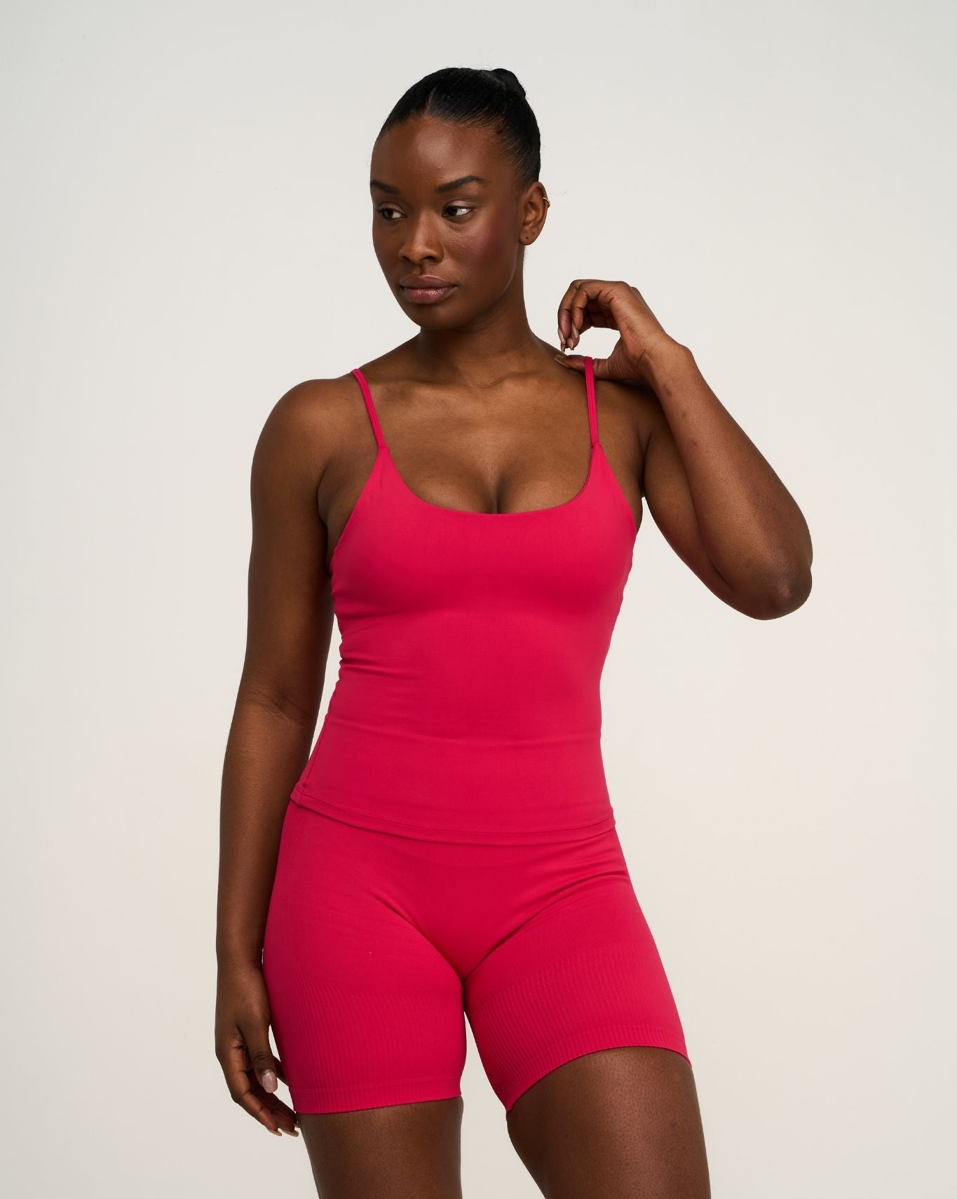 Elevate™ Sculpting Seamless Scoop Neck Cami | Strawberry