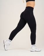 Olivia is 167cm and wears a size S.