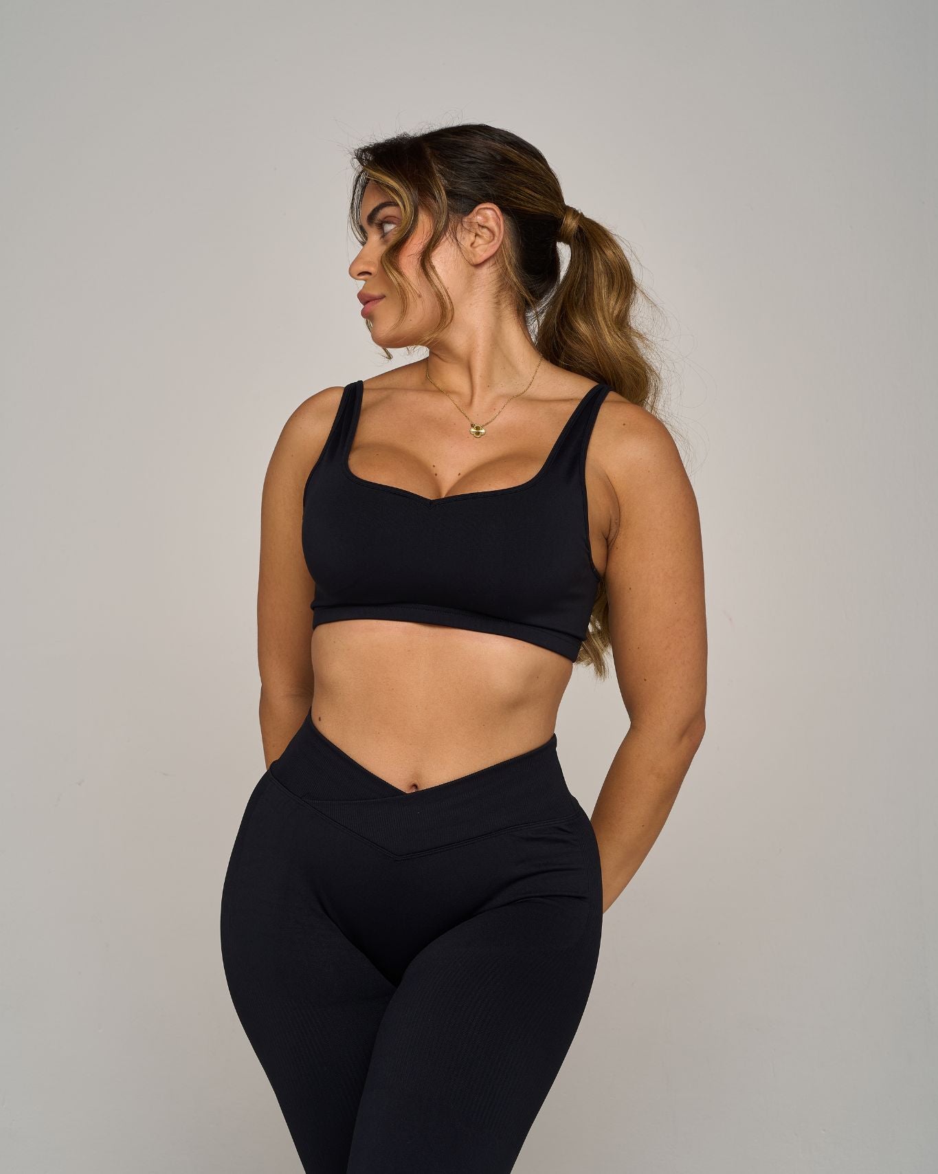 Chiara Sweetheart Impact Bra | Pure Black