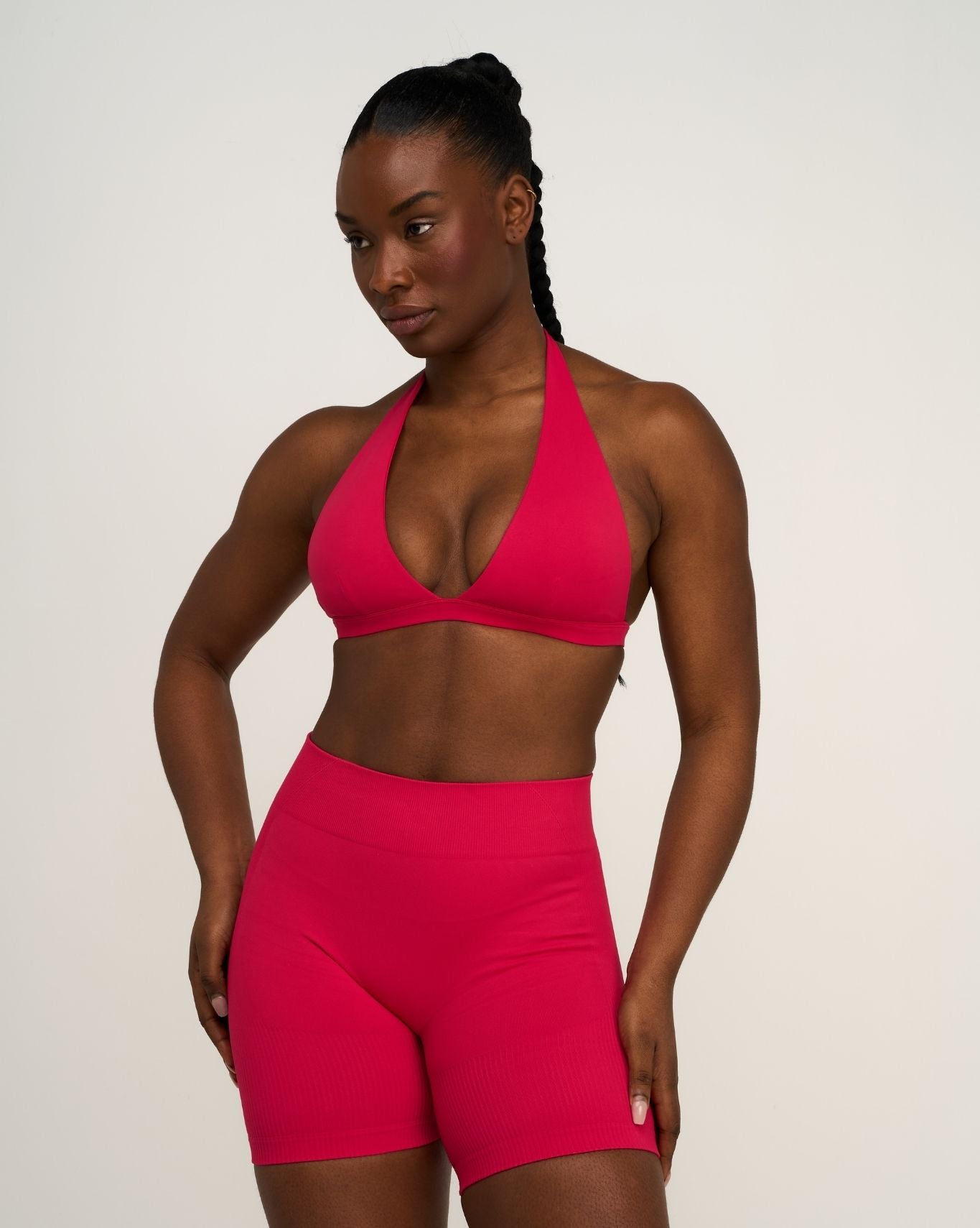 Elevate™ Sculpting Seamless V-Neck Halter Bra | Strawberry