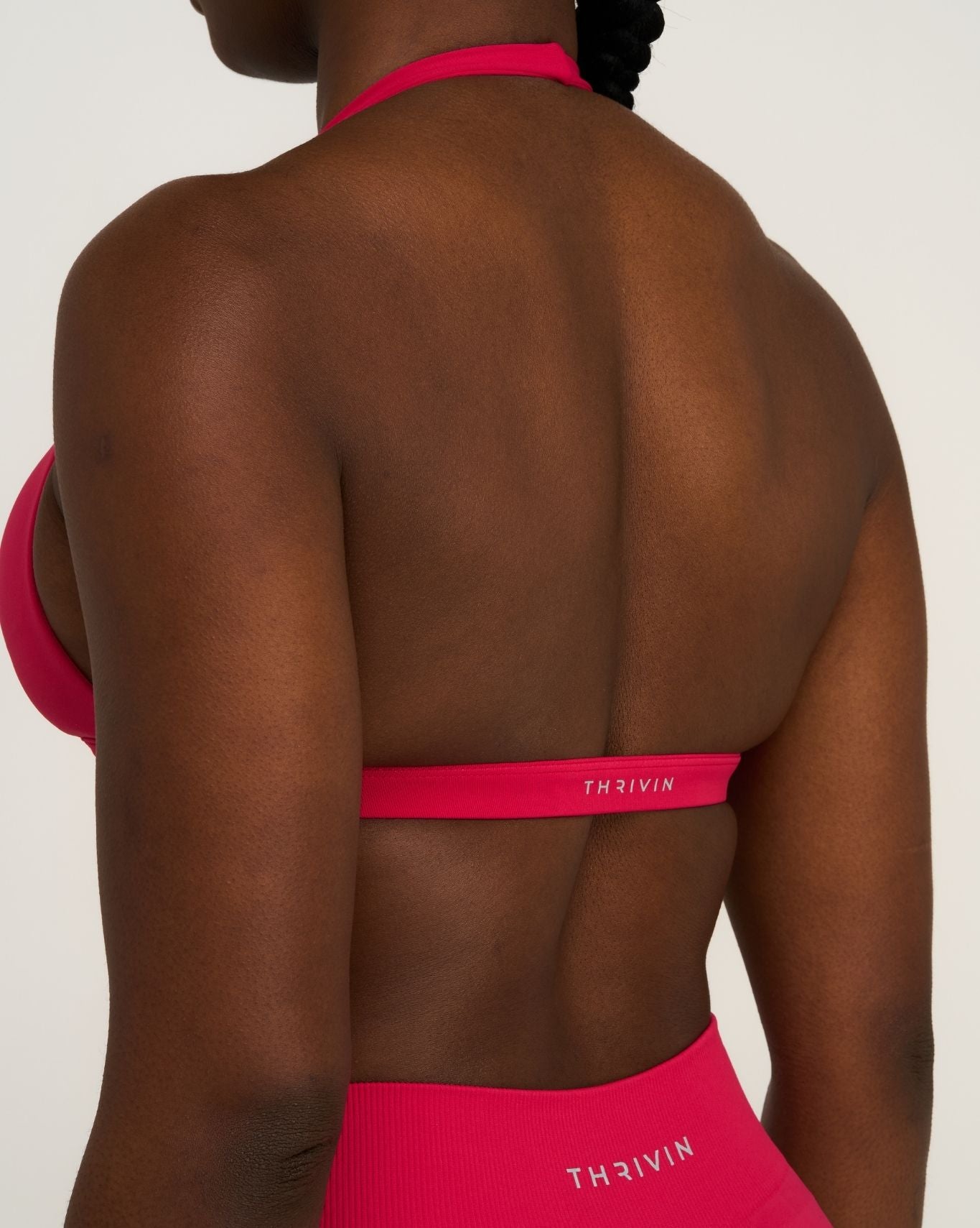 Elevate™ Sculpting Seamless V-Neck Halter Bra | Strawberry