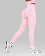 Rachel is 165cm and wears a size XS.