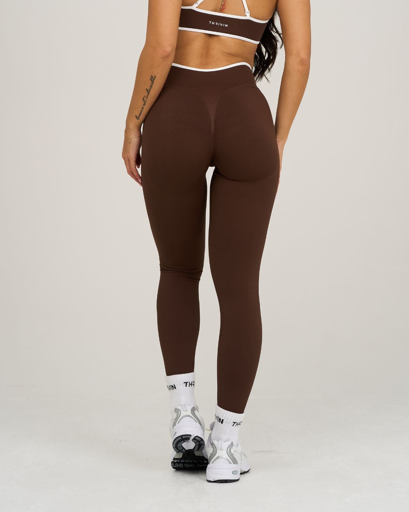 Outline V Waist Leggings | Bourbon Brown