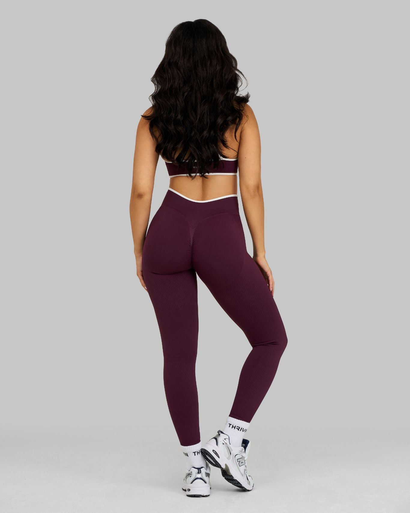Outline V Waist Leggings | Winter Plum