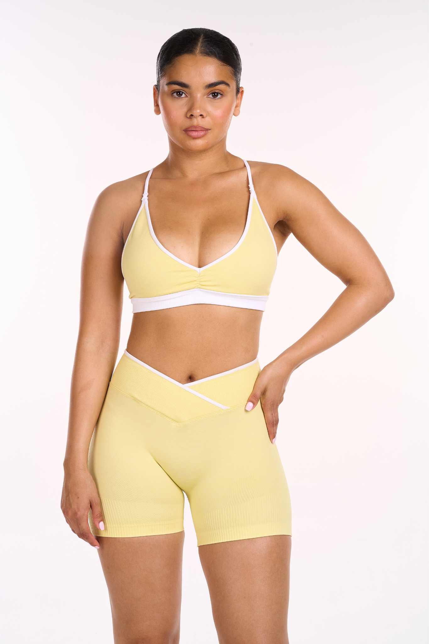 Multi-Way Rewind V-Edge Bra | Yellow
