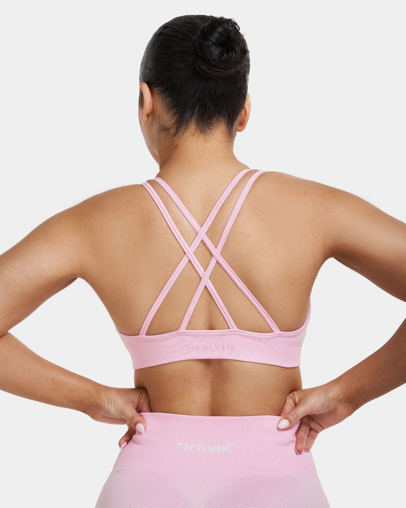 V-Neck Sculpt Seamless Bra | Pilates Pink