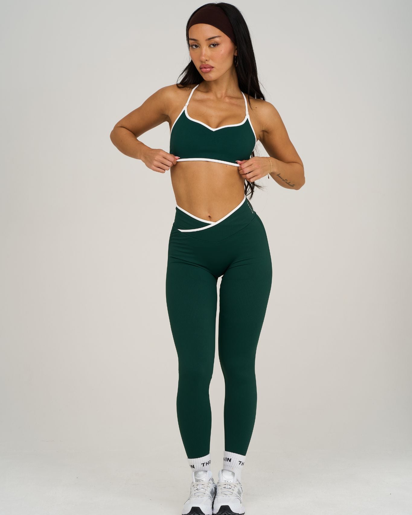 Outline V Waist Leggings | Pine Green
