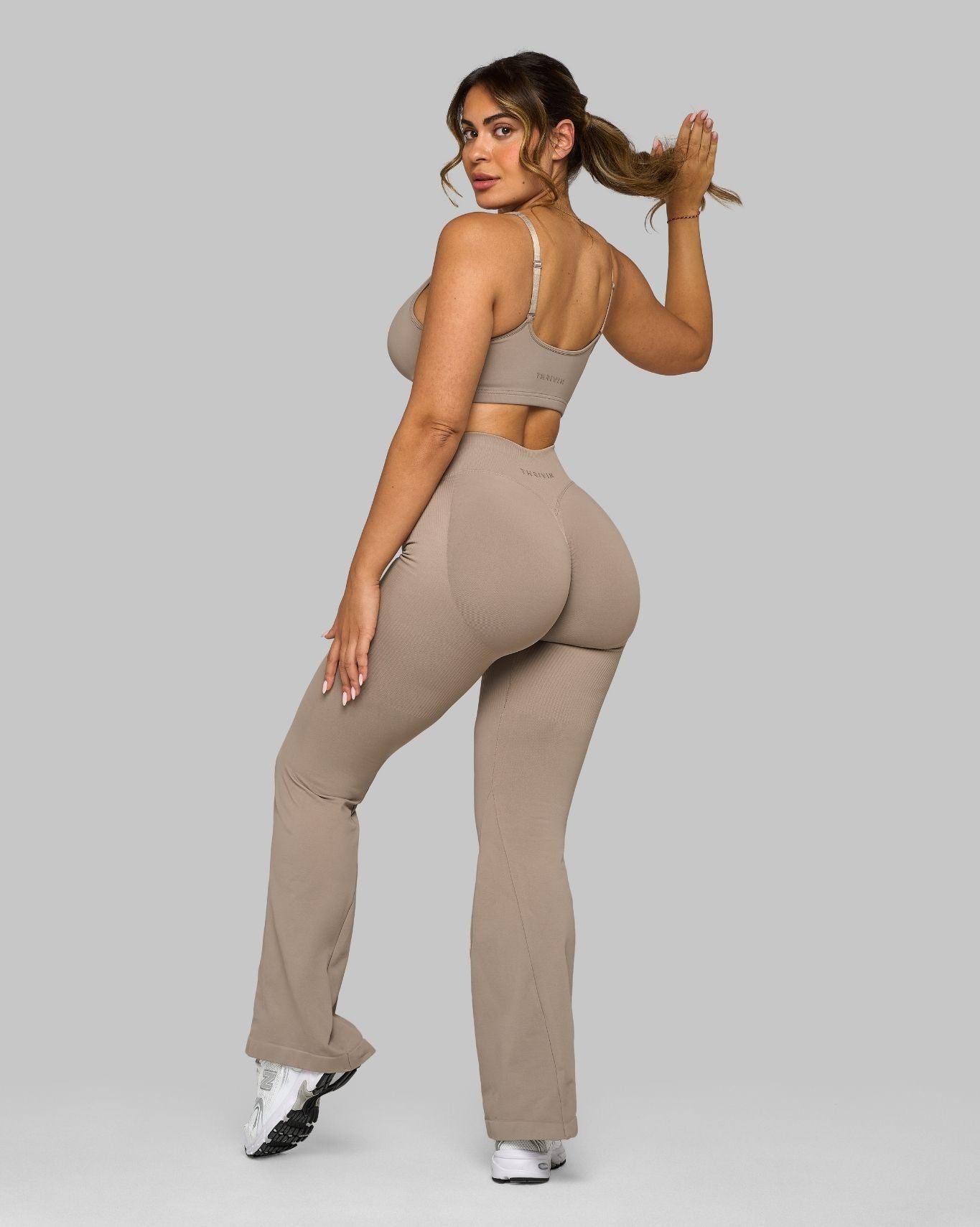 Chiara V Flared Leggings | Latte