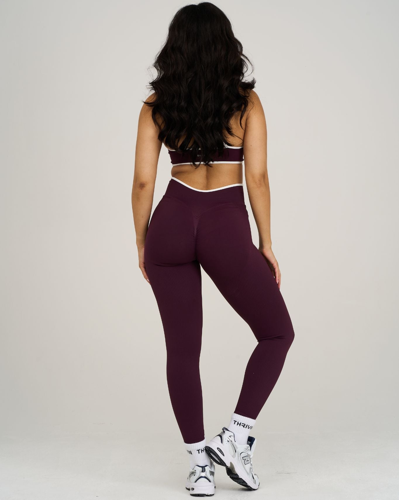 Outline V Waist Leggings | Winter Plum