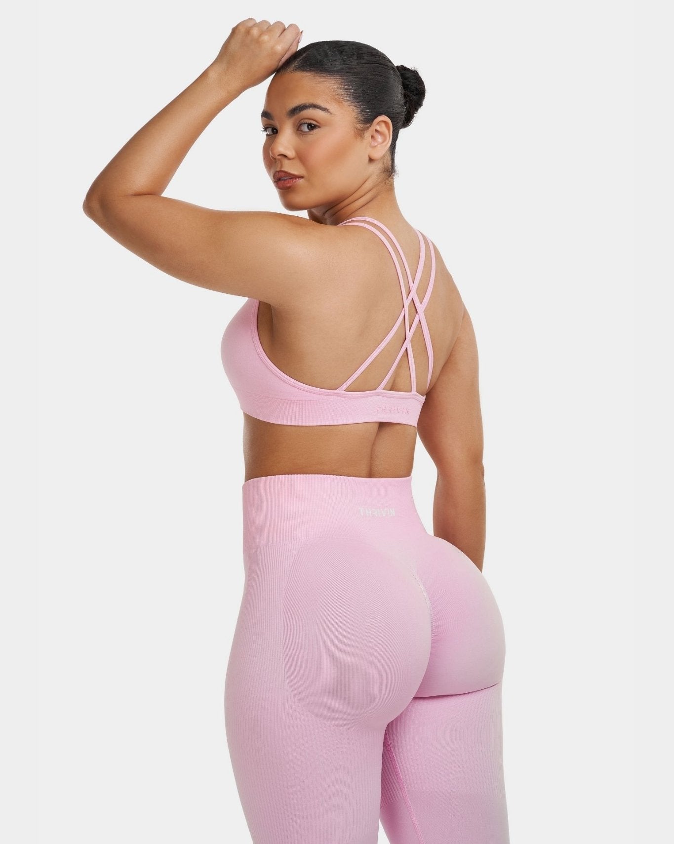 V-Neck Sculpt Seamless Bra | Pilates Pink