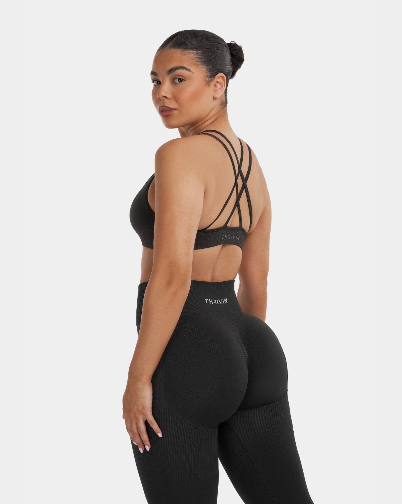 V-Neck Sculpt Seamless Bra | Charcoal Grey
