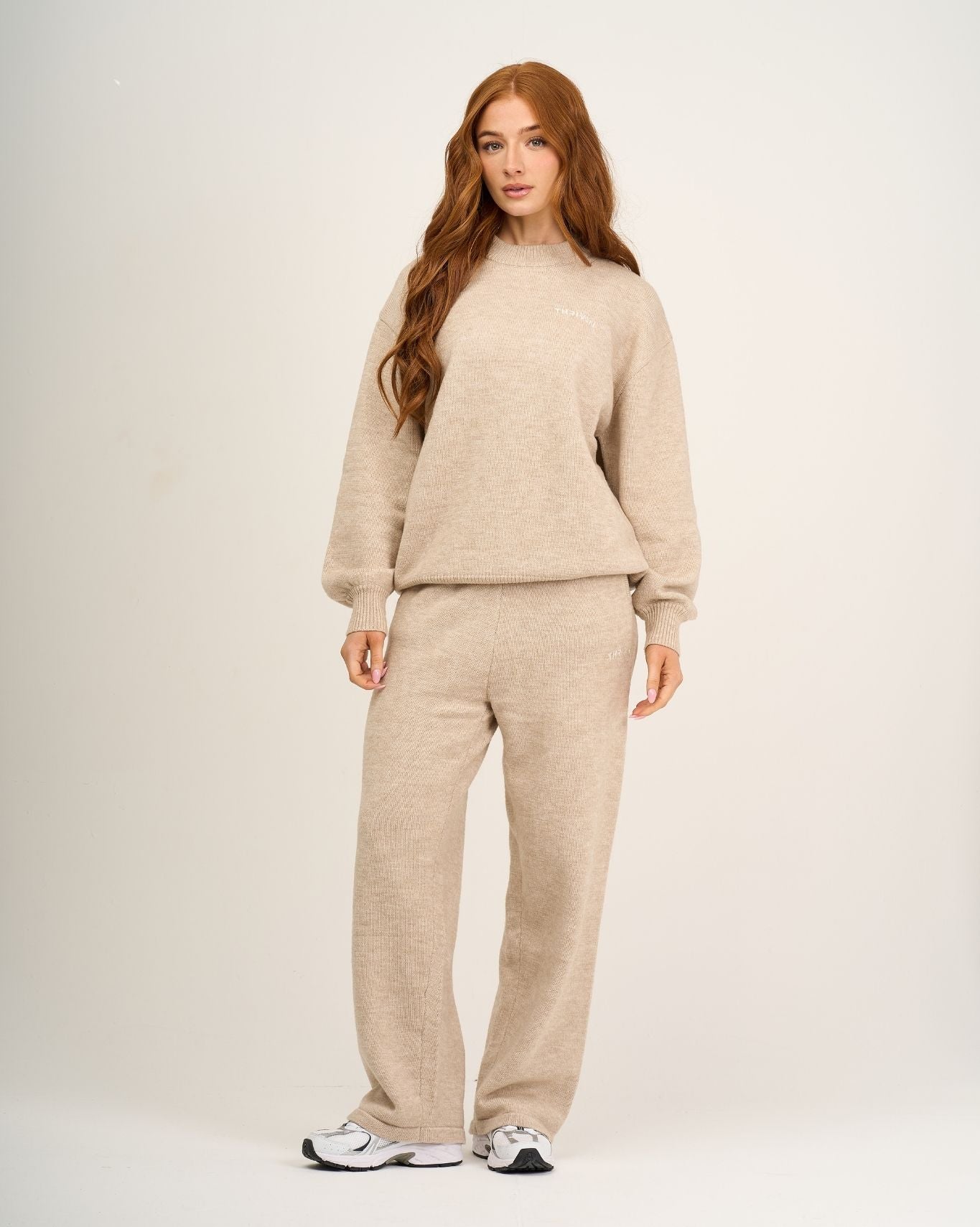 Summer is 167cm and wears a size XS/S.