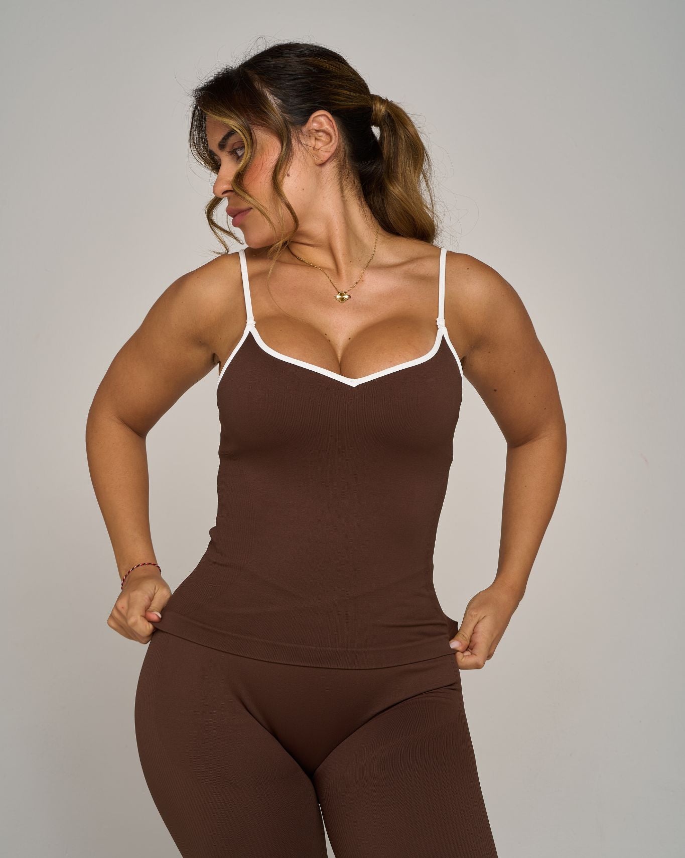 Outline Sweetheart Tanktop | Bourbon Brown